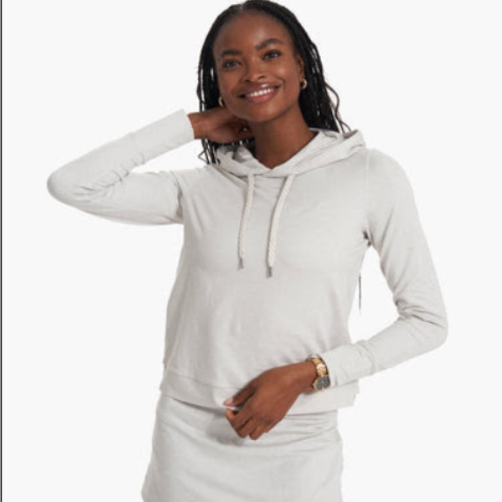 Vuori Women’s Halo Essential Hoodie Size M